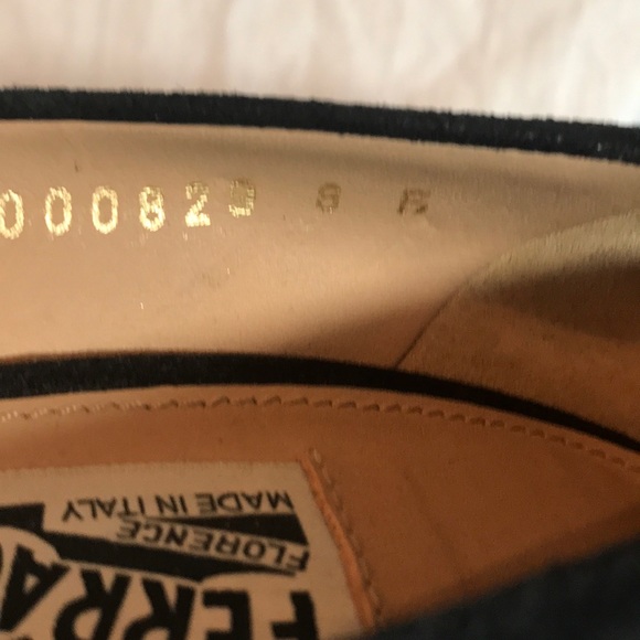 “FERRAGAMO” “Bernie” Black Espadrille Wedges. - Picture 12 of 16